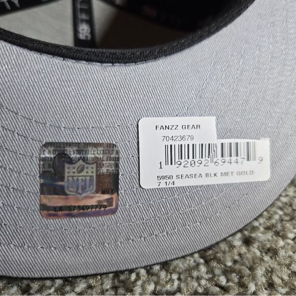 NEW ERA Seattle Seahawks Reflective Metallic Gold Fitted Cap  Size71/4 - Picture 7 of 12